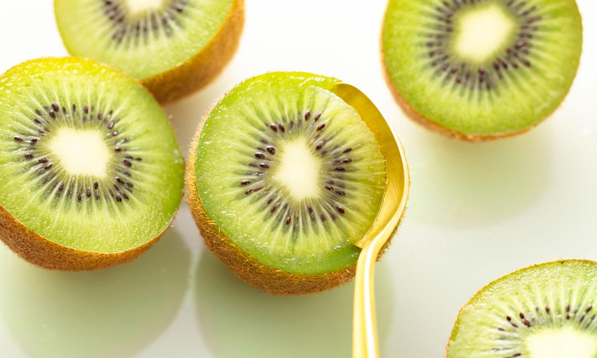 【レシピあり】現代女性の食物繊維不足はキウイで補給! 夏の隠れ不調に新習慣を